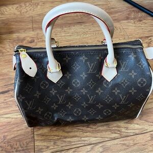 Louis Vuitton M41526 Speedy 30 Not Authentic
